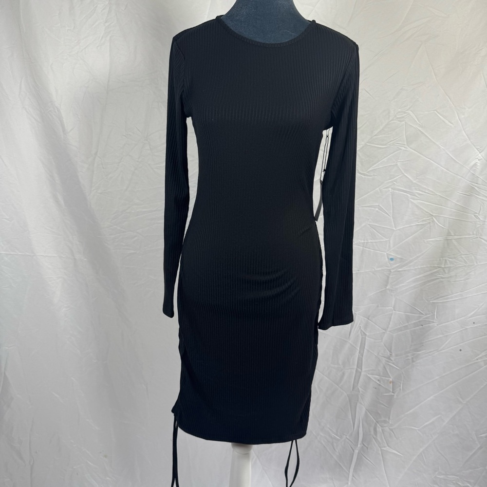 NWT Black Ribbed Shades of Rose Long Sleeve Dress, Size Medium